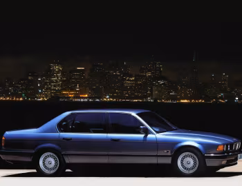 BMW 750iL [UK-spec] (E32) '1987–94