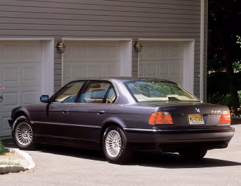 1999–2001 BMW 750iL [North America] (E38) '1998–2001