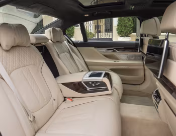 内饰 BMW 750Li Pure Excellence [Australia] (G12) '2015–19