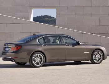 BMW 750Li [Worldwide] (F02) '2012–15