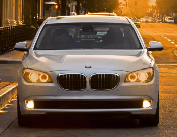 2009–12 BMW 750Li [North America] (F02) '2008–12