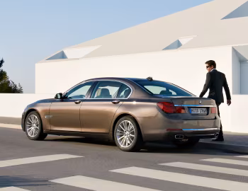 BMW 750Li [Worldwide] (F02) '2012–15
