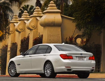 2009–12 BMW 750Li [North America] (F02) '2008–12