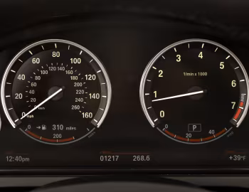 Dashboard 2009–12 BMW 750Li [North America] (F02) '2008–12