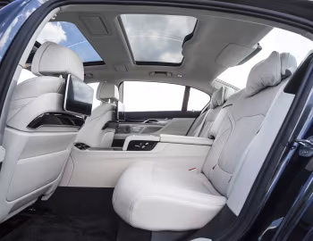 Interior 2016–19 BMW 750i xDrive [North America] (G11) '2015–19
