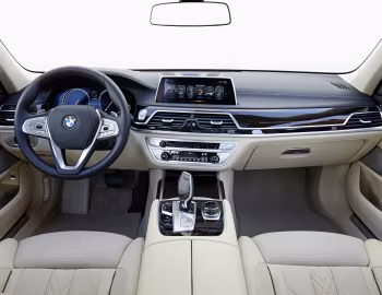 Panel frontal BMW 750Li xDrive Pure Excellence [Worldwide] (G12) '2015–19