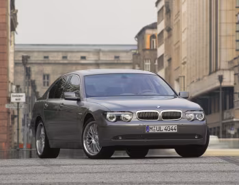 BMW 760i [Worldwide] (E65) '2003–05
