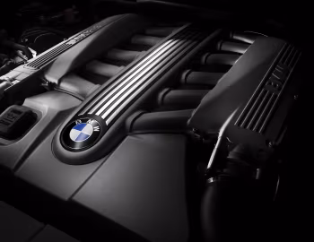 Пад капотам 2006–08 BMW 760i [North America] (E65) '2005–08