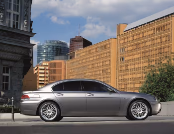 BMW 760i [Worldwide] (E65) '2003–05