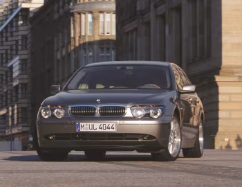 BMW 760i [Worldwide] (E65) '2003–05