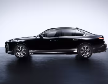 BMW 760i xDrive M Sport Protection (G73) '2023–pr.