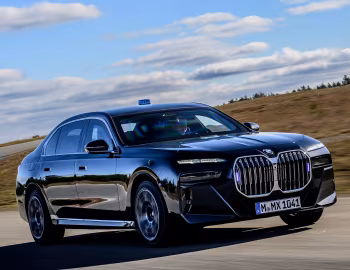 BMW 760i xDrive M Sport Protection (G73) '2023–pr.