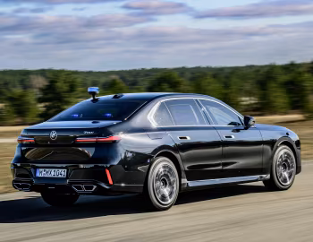 BMW 760i xDrive M Sport Protection (G73) '2023–pr.