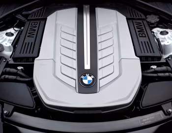 Bajo el capó BMW 760Li [Worldwide] (F02) '2009–12