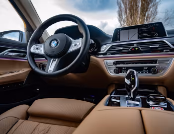 Panel frontal BMW 730d xDrive M Sport [Worldwide] (G11) '2019–22