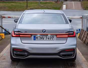 BMW 730d xDrive M Sport [Worldwide] (G11) '2019–22