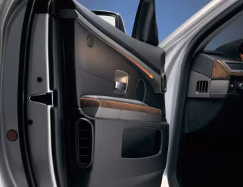 Інтэр'ер BMW 7 Series (E65-E68) '2000–05