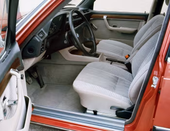 Інтэр'ер BMW 7 Series (E23) '04.1977–06.1986
