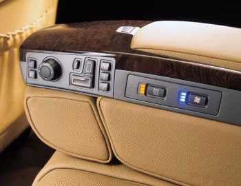 Інтэр'ер BMW 7 Series (E65-E68) '2000–05