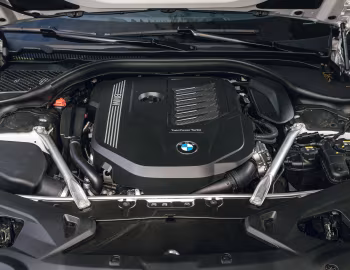 Bajo el capó 2020–22 BMW 840i M Sport Gran Coupé [North America] (G16) '2019–22