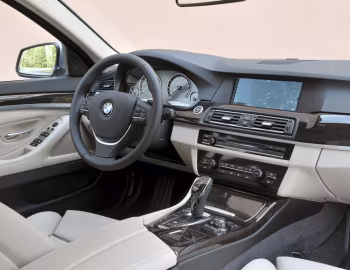Panel frontal BMW ActiveHybrid 5 [Worldwide] (F10) '10.2011–13