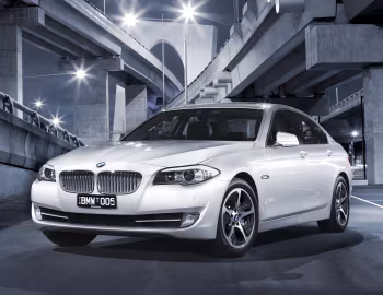 BMW ActiveHybrid 5 [Australia] (F10) '2012–13