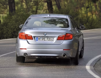 BMW ActiveHybrid 5 [Worldwide] (F10) '10.2011–13