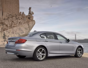 BMW ActiveHybrid 5 [Worldwide] (F10) '10.2011–13