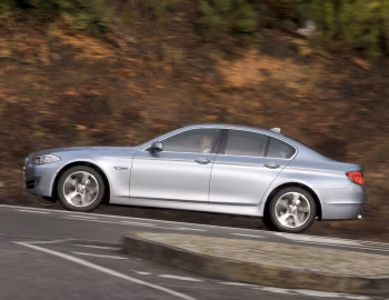 BMW ActiveHybrid 5 [Worldwide] (F10) '10.2011–13