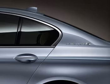 BMW ActiveHybrid 5 [Worldwide] (F10) '10.2011–13