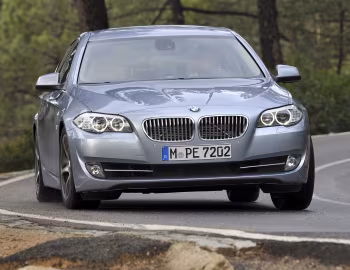 BMW ActiveHybrid 5 [Worldwide] (F10) '10.2011–13