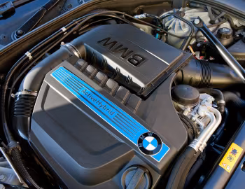 Bajo el capó BMW ActiveHybrid 5 [South Africa] (F10) '2012–13