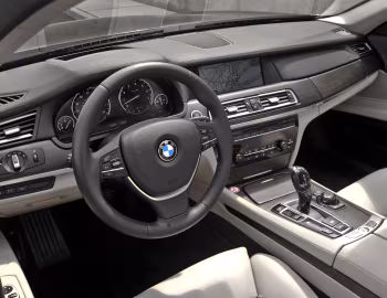 Panel frontal 2010–12 BMW ActiveHybrid 7 [North America] (F04) '2009–12