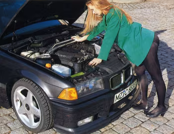 Bajo el capó MST Wiesmann BMW M3 (E36) '1994–96