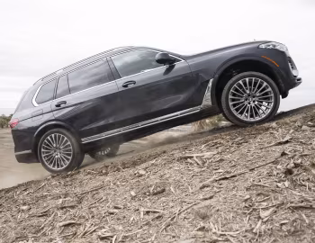 2020–22 BMW X7 xDrive40i Design Pure Excellence [North America] (G07) '2019–22