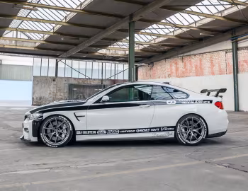 Carbonfiber Dynamics M4R (F82) '2016–17