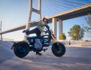 BMW CE 02 '2023–pr.
