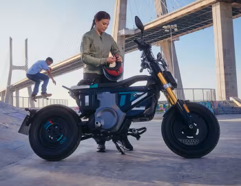BMW CE 02 '2023–pr.