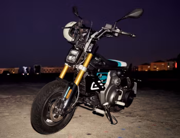 BMW CE 02 '2023–pr.