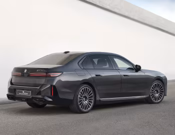 BMW Concept 7 Protection (G70) '10.2026