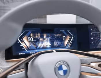 Комбинация приборов BMW Concept i4 '03.2020