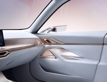 Интерьер BMW Concept i4 '03.2020