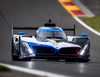 BMW M Hybrid V8 '2023