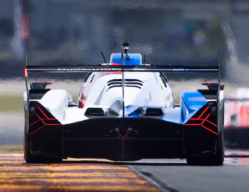 BMW M Hybrid V8 '2023