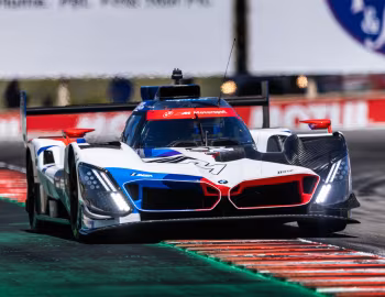 BMW M Hybrid V8 '2023