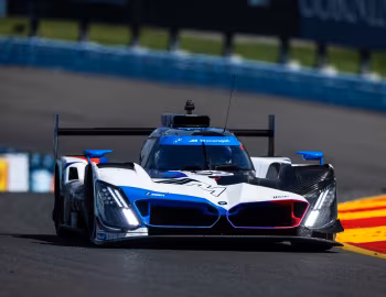 BMW M Hybrid V8 '2023