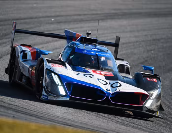 WRT BMW M Hybrid V8 '2024