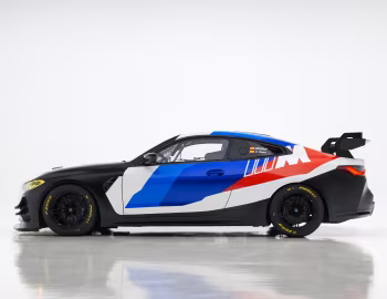 BMW España Motorsport BMW M4 GT4 (G82) '2023–24