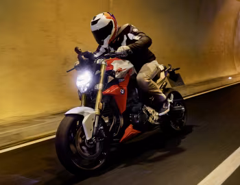 BMW F 900 R (K83) '2019–24