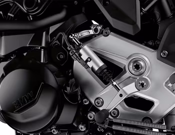 Под капотом BMW F 900 R (K83) '2019–24